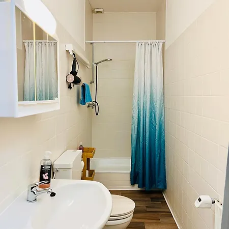 Apartment Amelie - Mit Tv, W-lan, Mikrowelle Und Kuehlschrank, Bad Mit Dusche Malterdingen