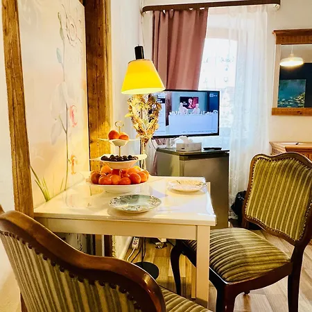 Amelie - Mit Tv, W-lan, Mikrowelle Und Kuehlschrank, Bad Mit Dusche * Malterdingen