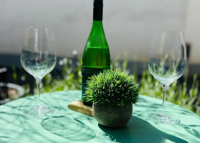 Amelie - Mit Tv, W-lan, Mikrowelle Und Kuehlschrank, Bad Mit Dusche * Malterdingen